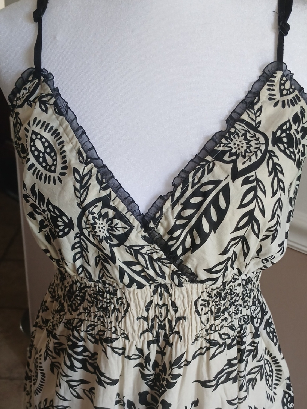 Speed Control Black and White Floral Print Sun Dress - Picture 2 of 7